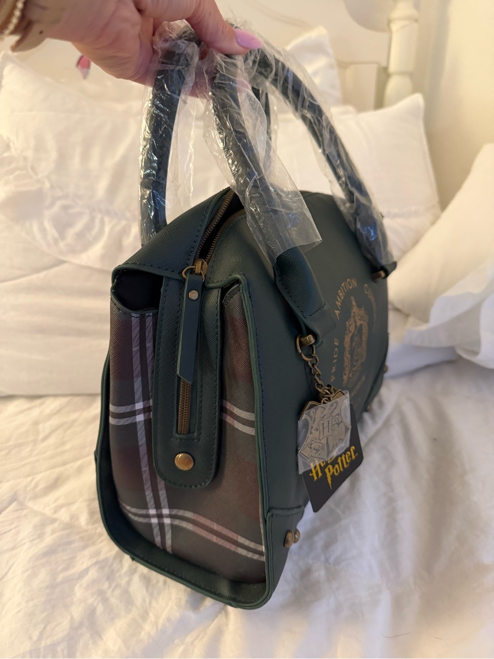 Warner Bros. Slytherin Green Satchel with Gold Crest - Picture 2 of 8